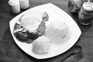Double Chicken Steak With Creamy Mushroom Sauce