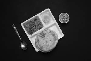 Matar Kulcha 