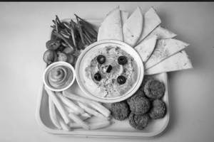 Hummus Falafel  Platter