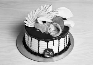 Chocolatey Fresh Fruit (Eggless)