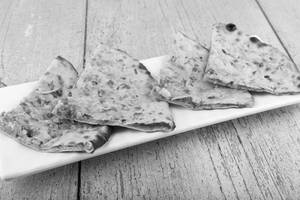 Onion Paratha  With Curd