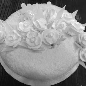 White Forest Cake (1 Kg)