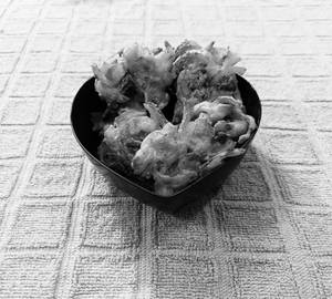 Pyaaz pakoda [5 Pcs]
