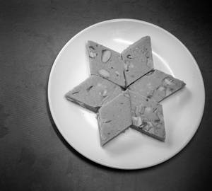 Horlicks Burfi (250 Grams)