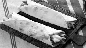 Special Chicken Kuboos Shawarma