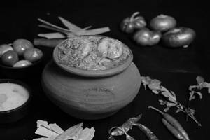 Matki Handi Chaap Masala (serves 1-2)