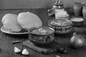 5 poori with dry aalo