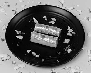 Kaju Pista Roll