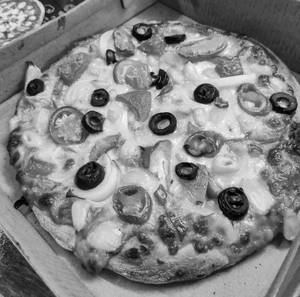 Cafe Special Pizza