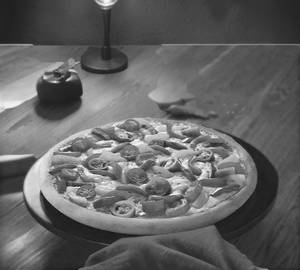 Paprika jalepano spicy pizza