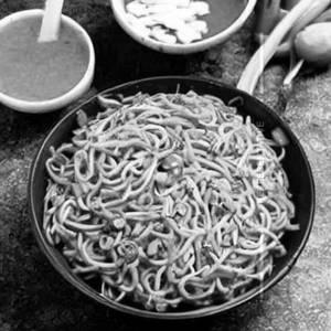 Triple Schezwan Noodles 
