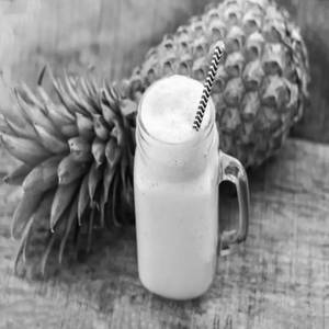 Pineapple Milkshake