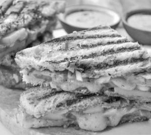 Cheese tomato chilli sandwich
