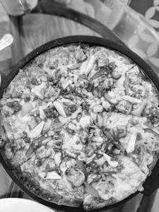 Small Serve 1 Spicy Paneer PIzza