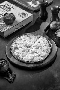 Onion Pizza