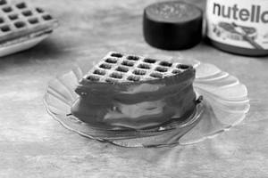 Naked Nutella Waffle