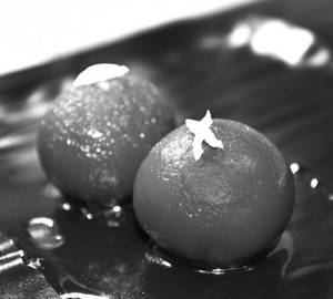 Hot Gulab Jamun - 2 Pcs