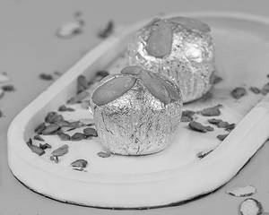 Kaju Badam Ladoo