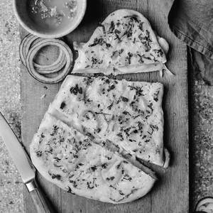Cheese Garlic Naan