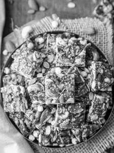 Dry Fruit Chikki (250gms)
