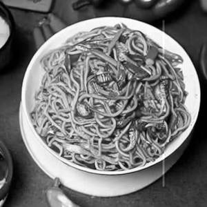 Veg Chilli Garlic Noodles