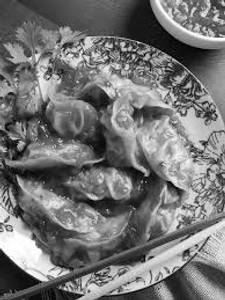 Chicken schezwan momos