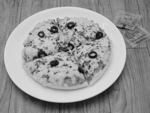 Veg Cheeese Loaded Pizza [7 Inches]