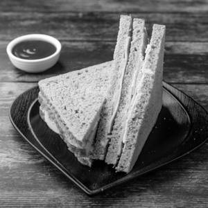 Fried Egg Chicken Salami Cheese Sandwich  (non-veg)