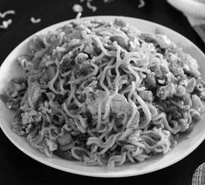 Egg Chicken Maggi