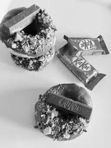 Kitkat Donuts