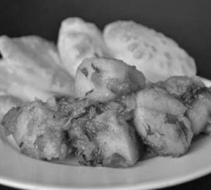 Dal Puri 3 Pcs With Aloo Dum