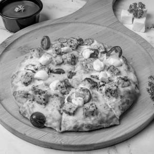 Paneer, Piri Piri, Jalapeno (pepper) Pizza New Addition (Veg)