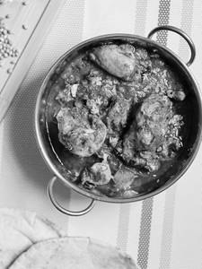 Kadhai Chicken [Half, 8 Pieces]