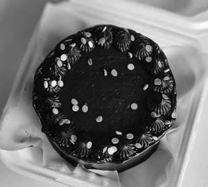 Funfetti chocolate cake [300-320g]
