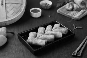 Veg Spring Roll (10 Pcs)