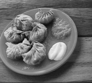 Chicken fried momos