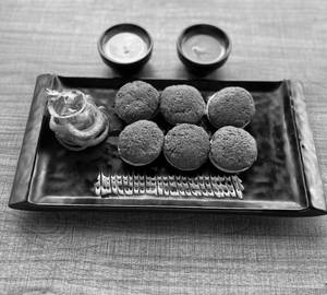 Chapli Kebab