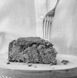 Carrot Walnut Cake