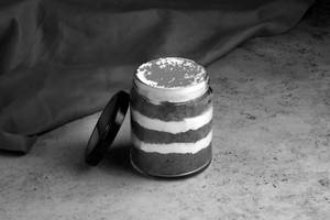 Red Velvet Mousse Jar