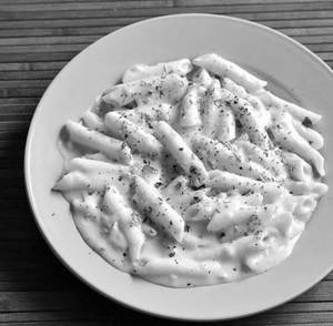 White Sauce Pasta
