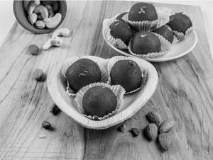 Gulab Jamun