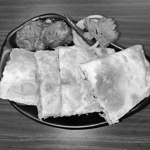 Egg-Chicken Mughlai
