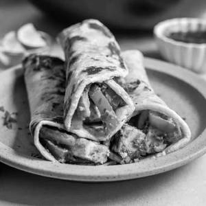 Mushroom Kathi Kabab (2 Pcs)