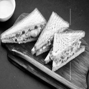 Aloo Cheese Grilled Sandwich