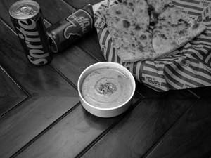 Cheese Stuffed Naan With Gravy