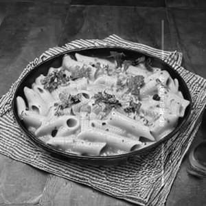 Panne Pasta Read Sause