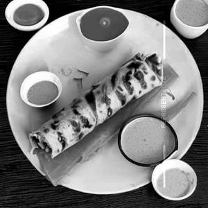 Paneer Tikka Rumali Roll