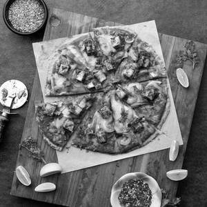 6"Chilli Paneer Pizza