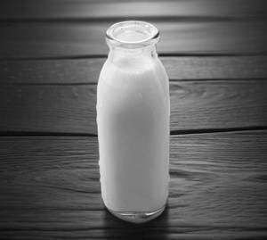 Kesar Badam Milk 1 Bottle