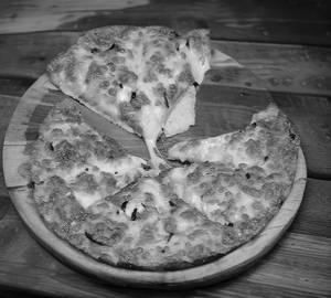 Double Cheese Pizza 